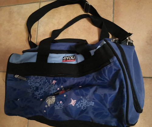Blaue sporttasche scout blumen - sporttasche,